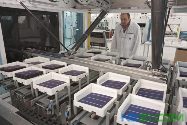 德国schweizer中国建新厂 生产高效光伏电池组件